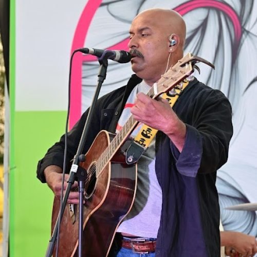 Live guitarist performance at SheVolution Vadodara